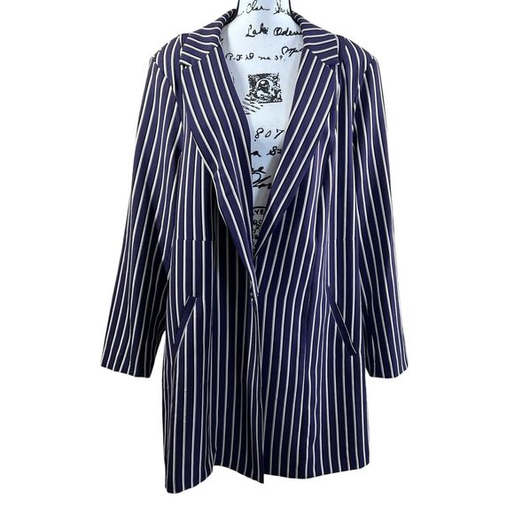 Torrid  Purple Studio Crepe Boyfriend Blazer longline pinstripe pattern size 4 - Picture 1 of 16
